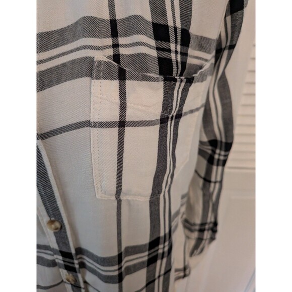 Abercrombie & Fitch Button Down Shirt Womens S Black White Plaid Cozy Core Cabin - Picture 3 of 13
